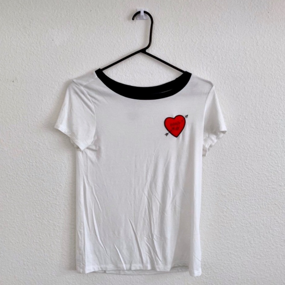 american eagle embroidered t-shirt